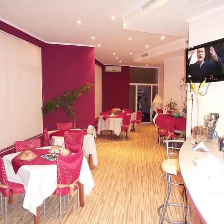 Paradise غولدن ساندز