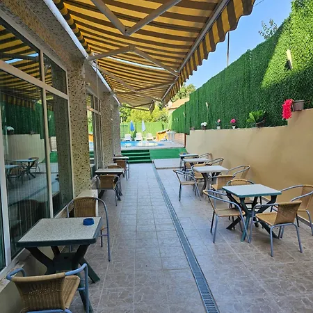 Hotel Paradise 3*