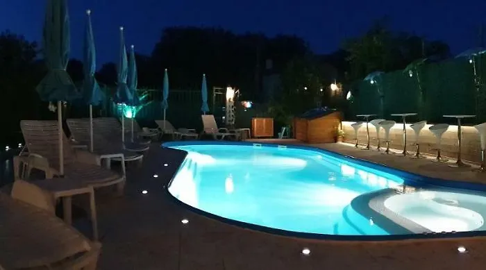 Paradise 골든샌드